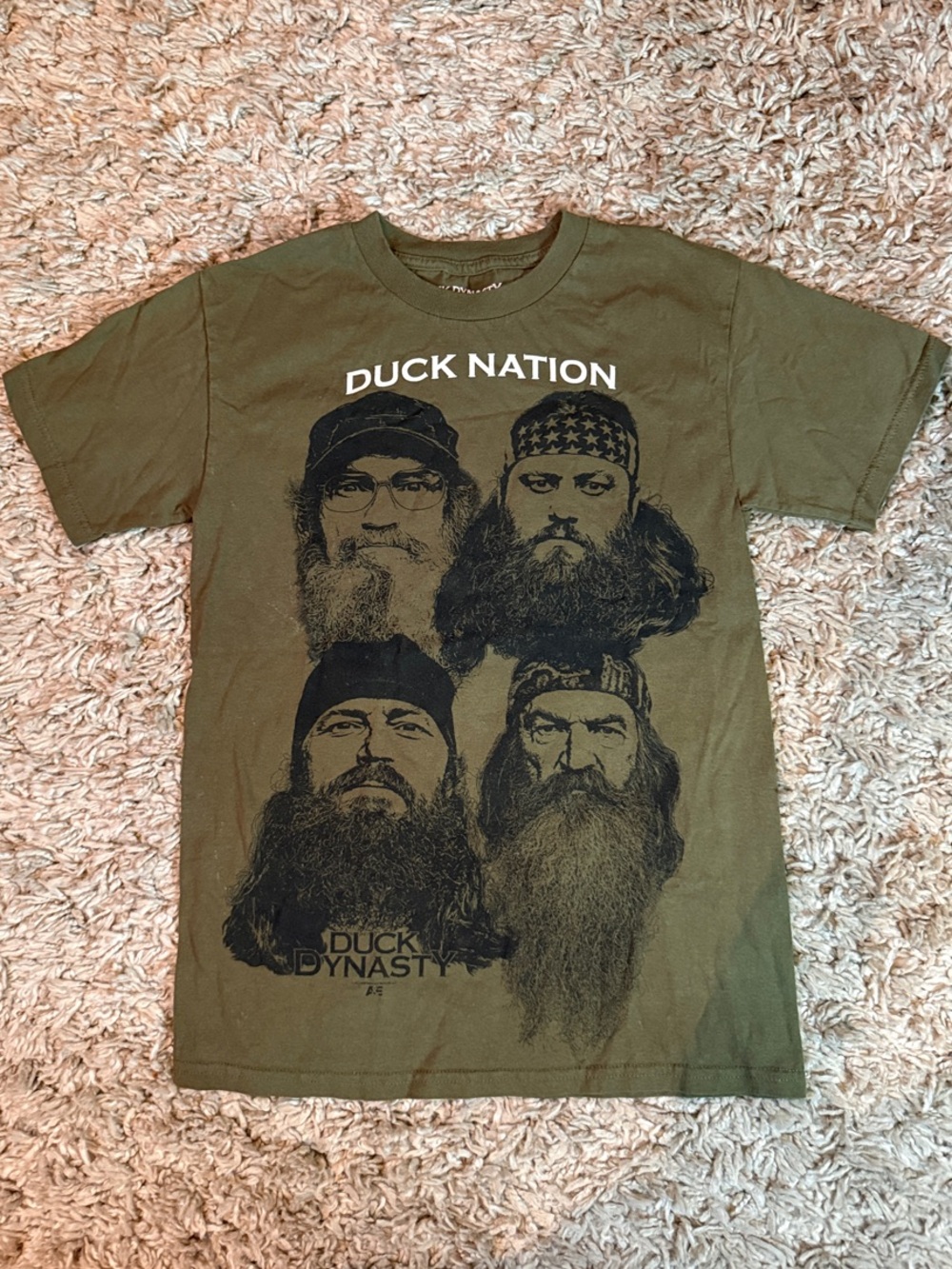Duck Dynasty "Duck Nation" Olive Green Graphic Tee - Men's Size Small